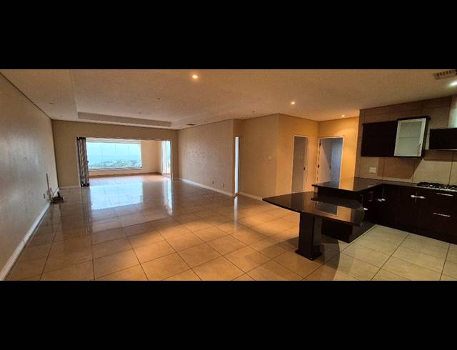 3 BEDROOM APARTMENT FOR SALE IN LA LUCIA